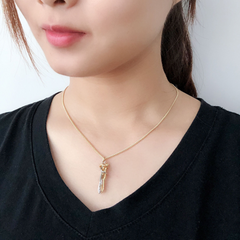 Artistic Couple Hug Necklace • Symbol of Love & Togetherness
